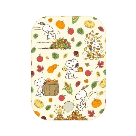 Snoopy Autumn Leaves Portable MagSafe Charger Power Pack